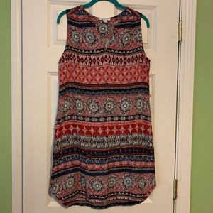Multi-color sleeveless tunic dress